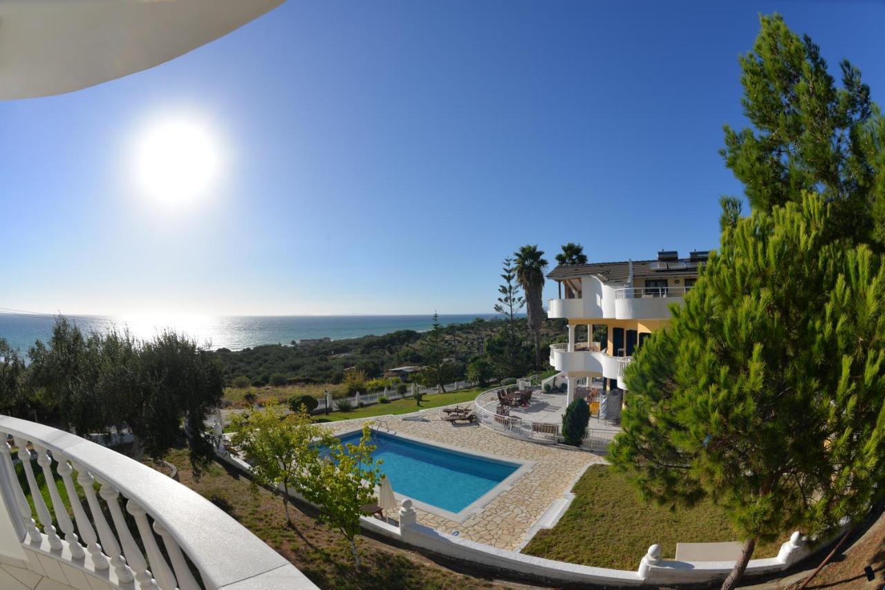 Villa Alex Ríza 외부 사진